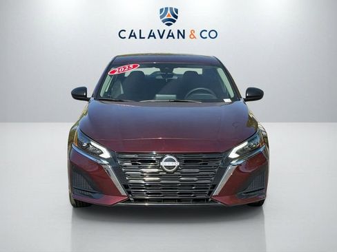 Used 2025 Nissan Altima 2.5 SV image 2