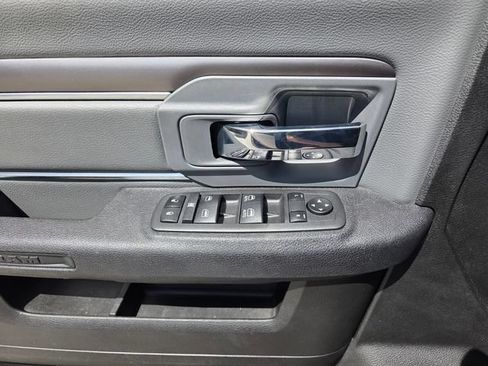 Used 2021 RAM 1500 Classic SLT RWD image 22