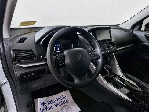 Used 2022 Mitsubishi Eclipse Cross ES AWD/4WD image 9
