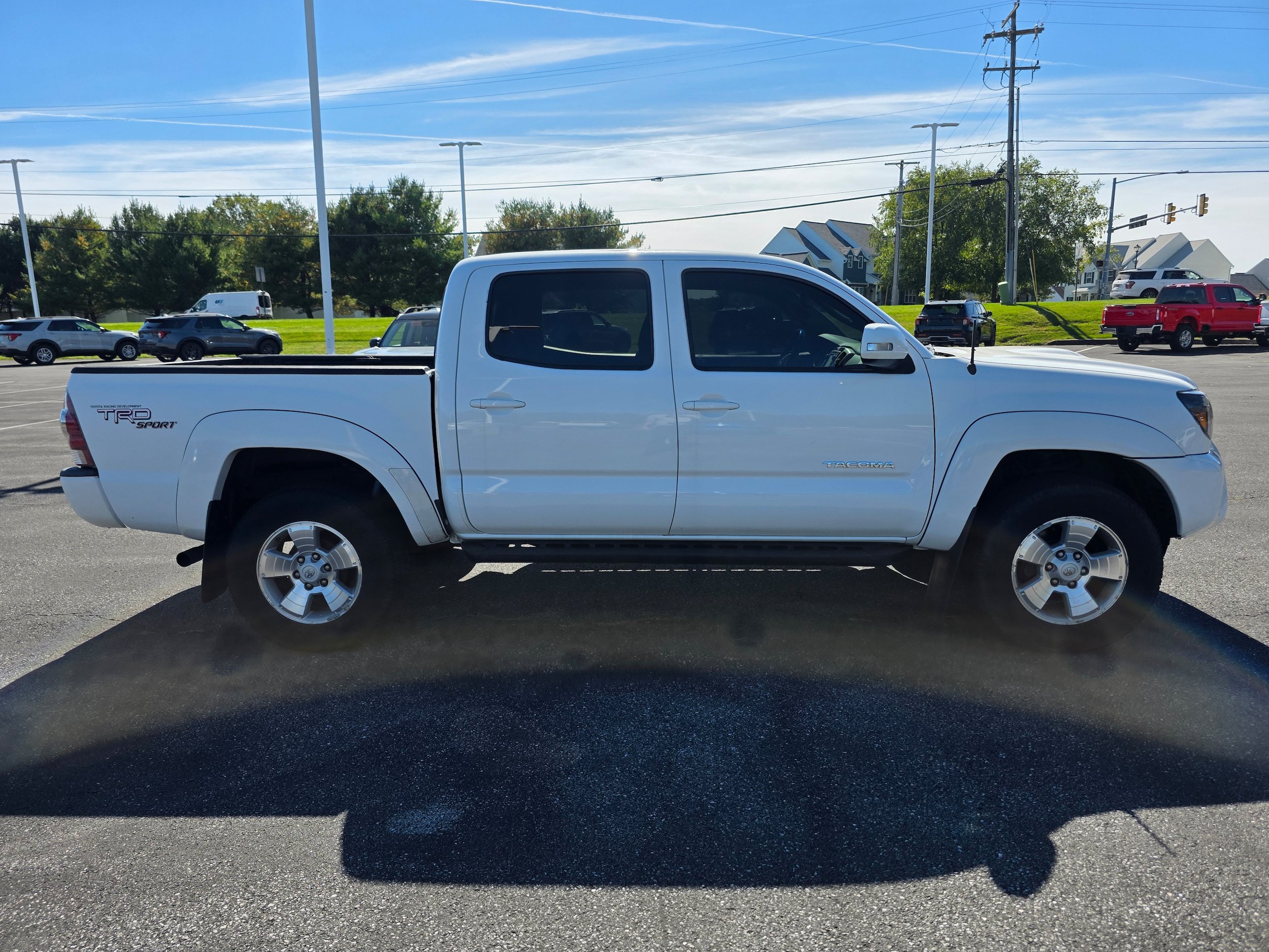 Used 2013 Toyota Tacoma 4x4 Double Cab w/ TRD Sport Pkg image 4