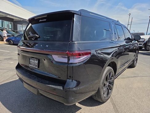 Used 2024 Lincoln Navigator L Reserve w/ Equipment Group 201A AWD/4WD image 5