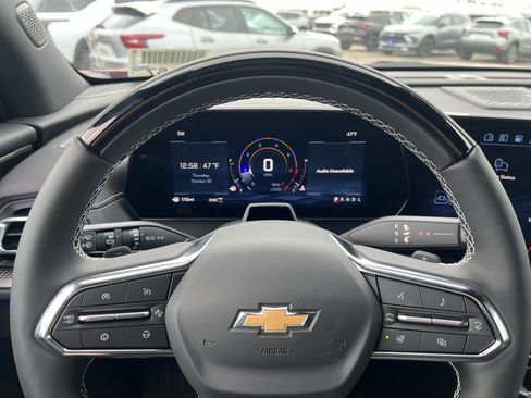 New 2026 Chevrolet Traverse LT w/ Enhanced Driving Package image 6