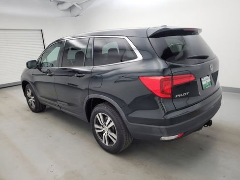 Used 2017 Honda Pilot EX image 3