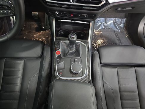 Used 2023 BMW M2 w/ Lighting Package image 20