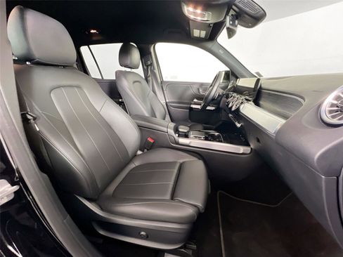 Certified 2023 Mercedes-Benz EQB 300 4MATIC image 26