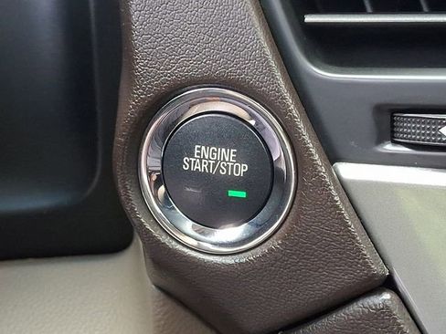 Used 2015 Chevrolet Suburban LTZ AWD/4WD image 21