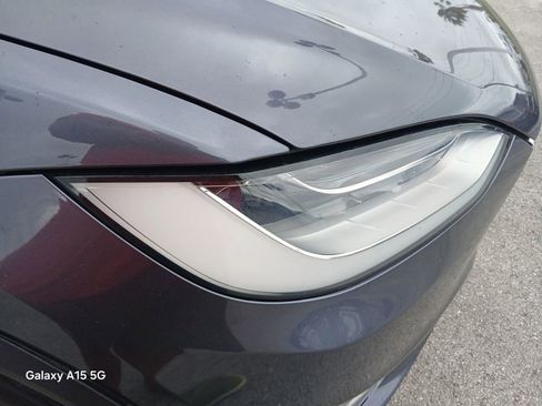 Used 2020 Tesla Model X Long Range Sport Utility 4D image 25