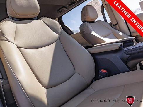 Used 2022 Toyota Sienna XLE image 8