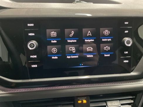 Certified 2023 Volkswagen Taos SEL AWD/4WD image 21
