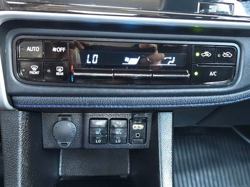 Used 2019 Toyota Corolla XSE FWD image 16