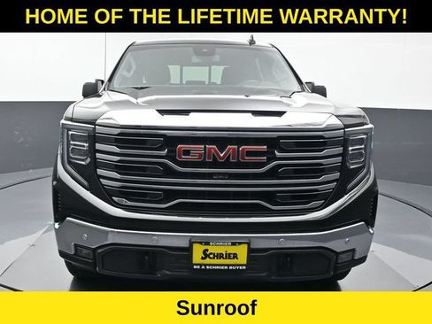 Used 2022 GMC Sierra 1500 SLT w/ SLT Premium Plus Package AWD/4WD image 9