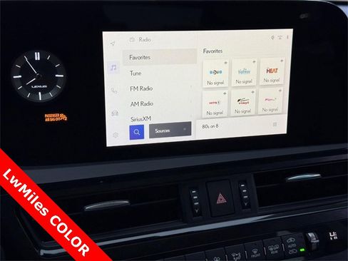 Used 2024 Lexus ES 350 w/ Premium Package image 19