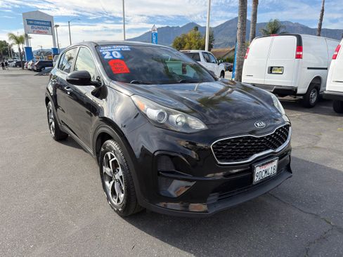 Used 2020 Kia Sportage LX w/ LX Popular Package image 2