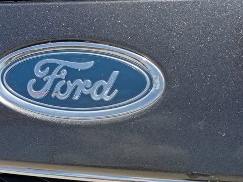 Used 2018 Ford Focus SE FWD image 14