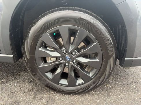 Certified 2025 Subaru Outback Onyx Edition AWD/4WD image 9
