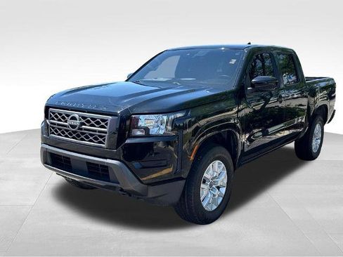 Used 2022 Nissan Frontier SV AWD/4WD image 1