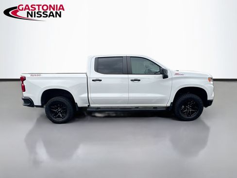 Used 2025 Chevrolet Silverado 1500 LT Trail Boss w/ Protection Package AWD/4WD image 10