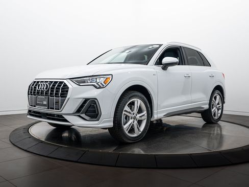Certified 2023 Audi Q3 2.0T Premium AWD/4WD image 6