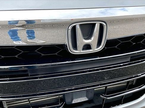 Certified 2018 Honda Accord EX-L image 28