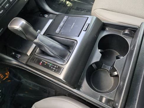 Used 2023 Lexus GX 460 w/ Black Line Special Edition AWD/4WD image 18