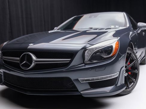 Used 2015 Mercedes-Benz SL 63 AMG w/ Driver Assistance Package image 37