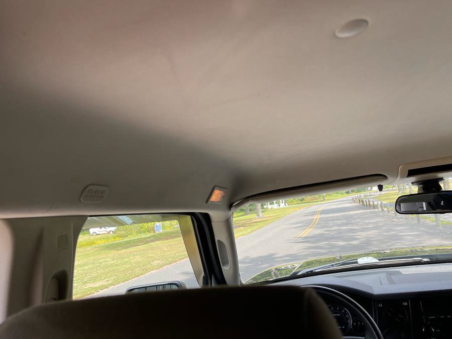 Used 2007 Jeep Commander Sport AWD/4WD image 39