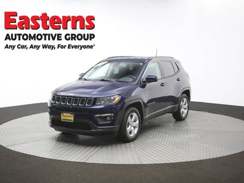 Used 2019 Jeep Compass Latitude FWD image 54