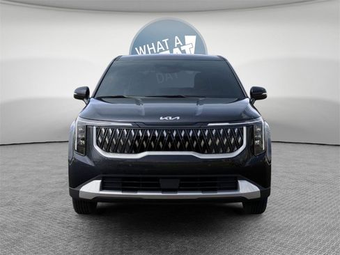 New 2026 Kia Carnival LXS image 2