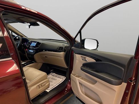 Used 2020 Honda Pilot Elite image 21