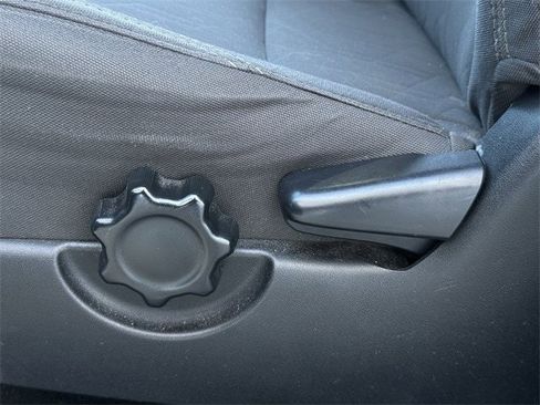 Used 2019 Toyota Tacoma TRD Off-Road image 27