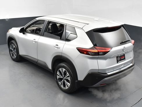 Used 2022 Nissan Rogue SV image 49