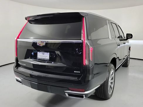 Used 2024 Cadillac Escalade ESV Premium Luxury Platinum AWD/4WD image 3