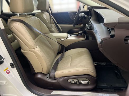 Used 2018 Lexus LS 500 AWD image 25