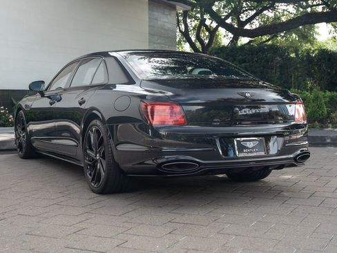 Certified 2025 Bentley Flying Spur Plug-In Hybrid AWD/4WD image 16