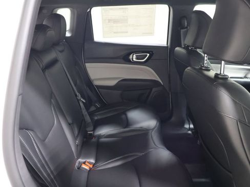 New 2026 Jeep Compass Limited AWD/4WD image 16