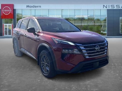 New 2026 Nissan Rogue S image 3