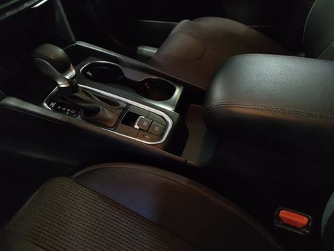 Used 2020 Hyundai Santa Fe SE image 26