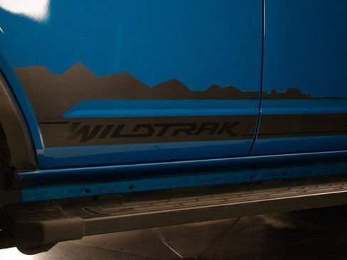 Used 2022 Ford Bronco Wildtrak image 29