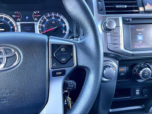 Used 2016 Toyota 4Runner SR5 AWD/4WD image 20