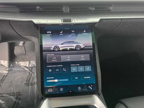 Used 2023 Lucid Air Touring AWD/4WD image 27