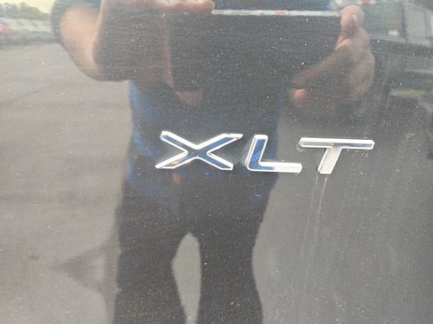 Used 2024 Ford Transit 350 XLT image 6