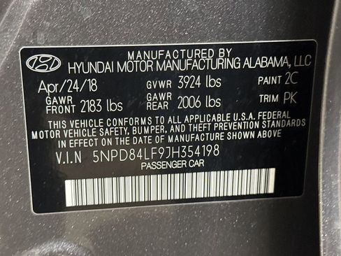 Used 2018 Hyundai Elantra Value Edition w/ Winter Weather Package image 28