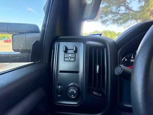 Used 2019 Chevrolet Silverado 2500 W/T w/ WT Convenience Package AWD/4WD image 61