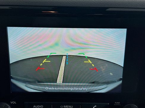 Used 2024 Nissan Frontier SV w/ SV Convenience Package image 22