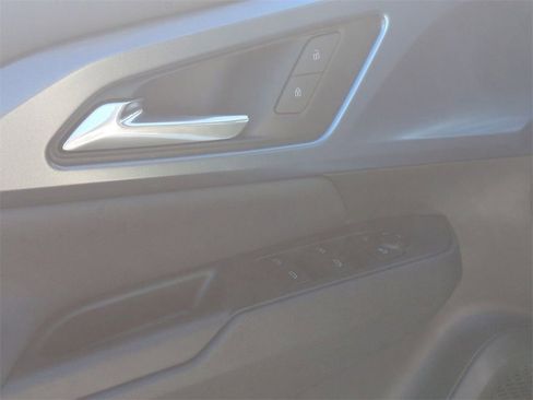 New 2026 Chevrolet Equinox EV LT w/ LPO, Blackout Package image 22