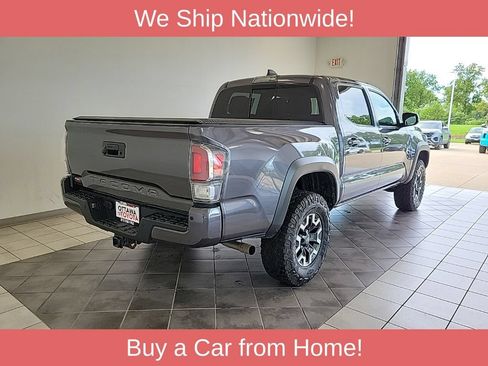 Used 2021 Toyota Tacoma TRD Off-Road w/ Technology Package AWD/4WD image 5