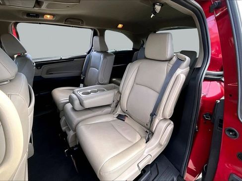 Used 2023 Honda Odyssey Touring image 18