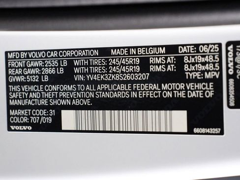 New 2025 Volvo EX30 Plus w/ Protection Package Premier image 16