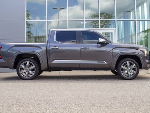 Used 2024 Toyota Tundra Capstone AWD/4WD image 4