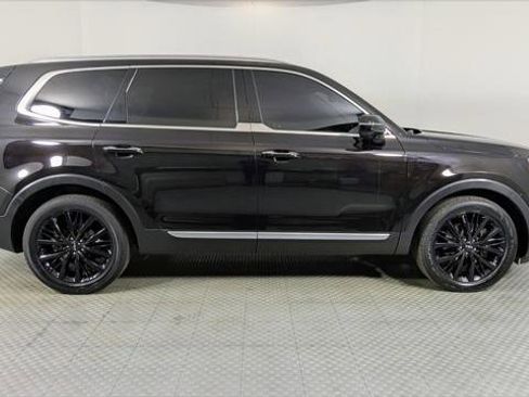 Used 2022 Kia Telluride SX w/ SX Prestige Package AWD/4WD image 9